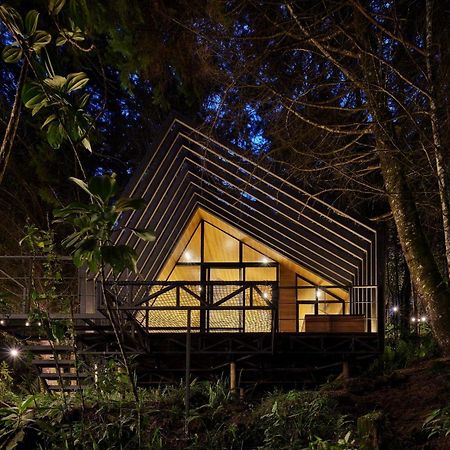 Oculto Refugio De Bosque 호텔 엔비가도 외부 사진